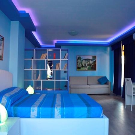 B&B Tirana Smile ภายนอก รูปภาพ