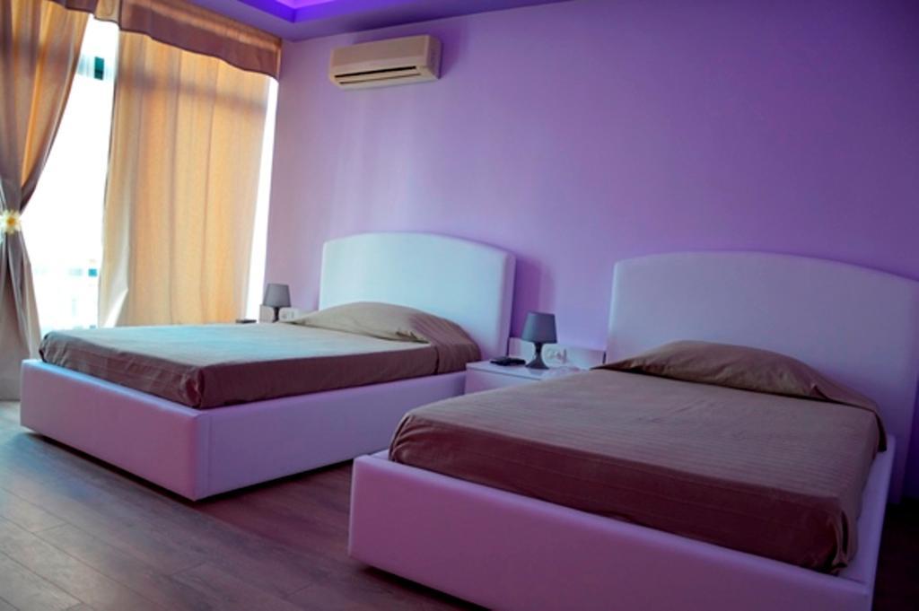 B&B Tirana Smile ภายนอก รูปภาพ