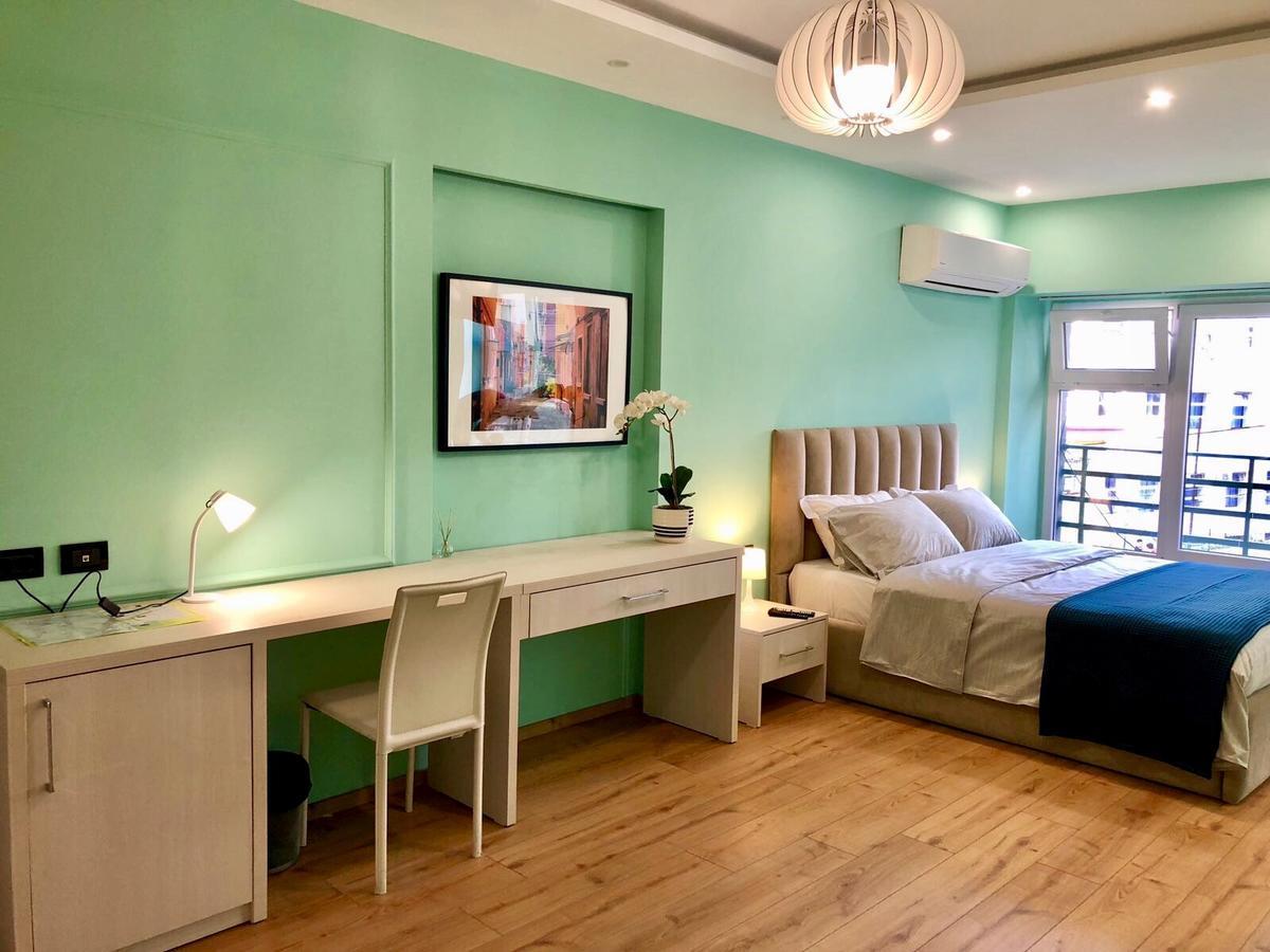 B&B Tirana Smile ภายนอก รูปภาพ
