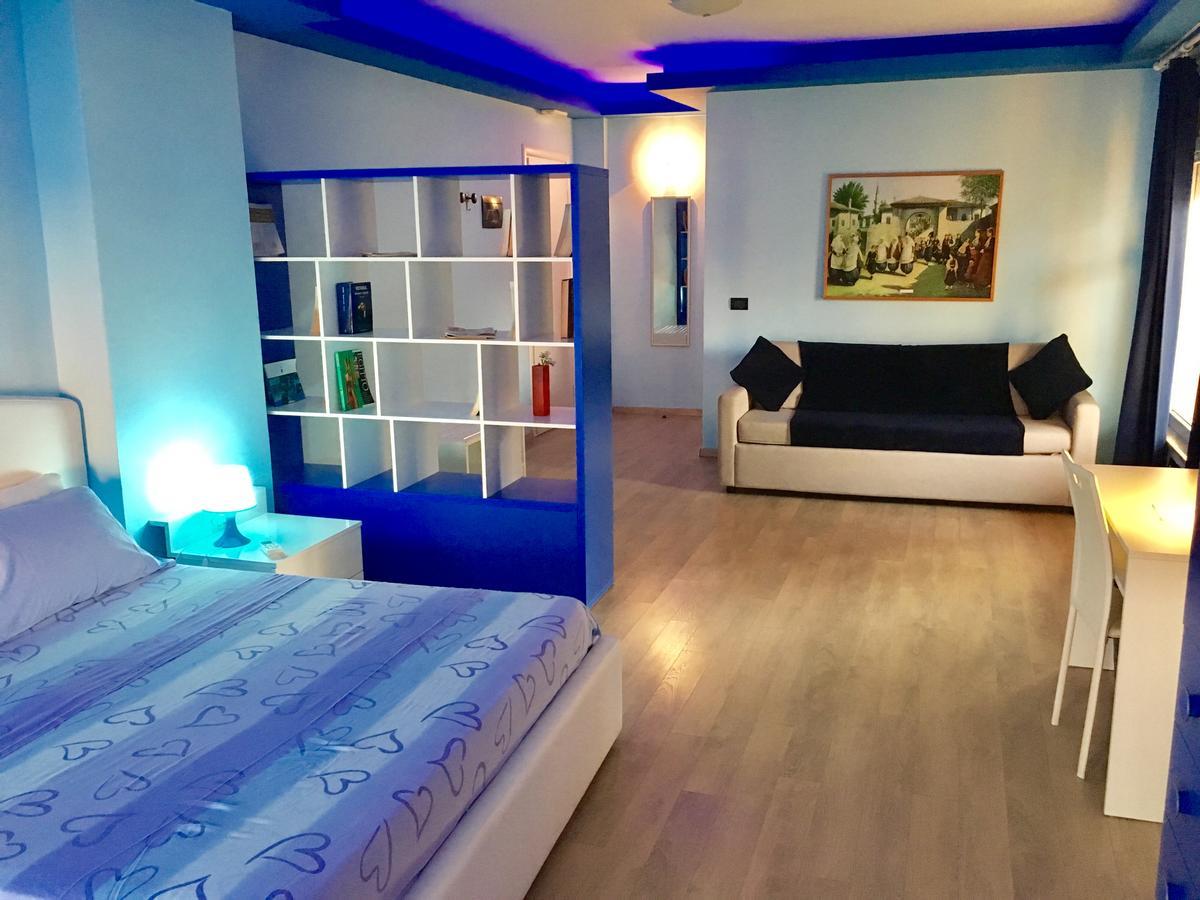 B&B Tirana Smile ภายนอก รูปภาพ