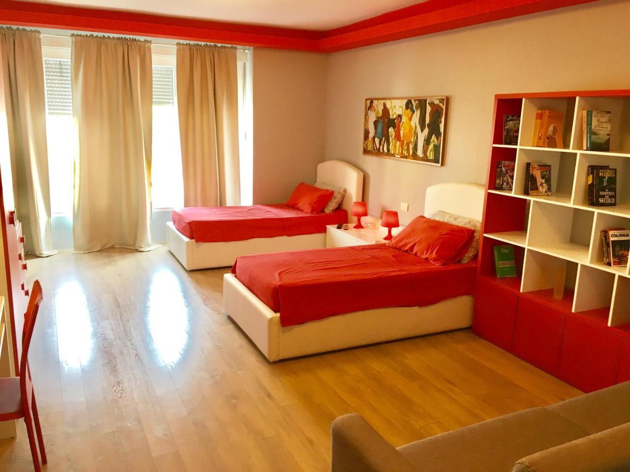 B&B Tirana Smile ภายนอก รูปภาพ